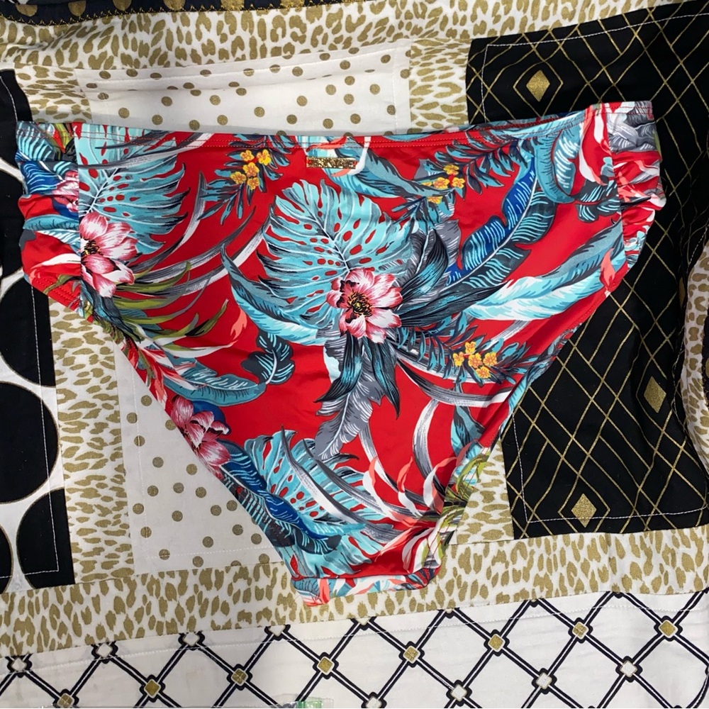 SKYE SWIMWEAR BEAUTIFUL FLORAL COLORFUL DESIGN BIKINI BOTTOM